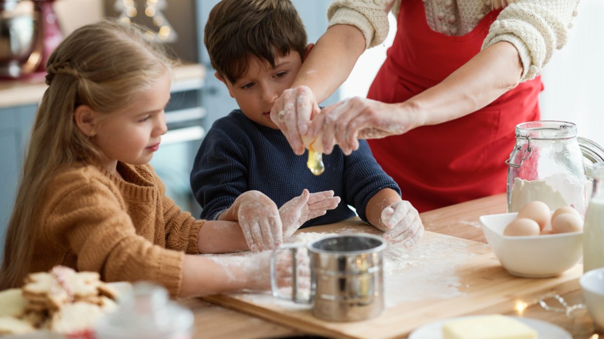 Pequenos cozinheiros: 5 receitas para cozinhar com as crianças